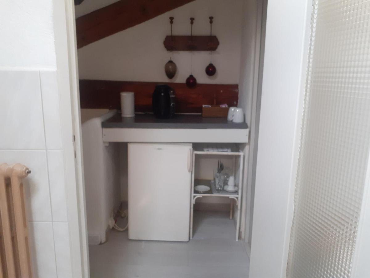 Chambre Dans Une Grande Maison Entre Canal Du Midi Et Centre Ville Béziers Eksteriør billede